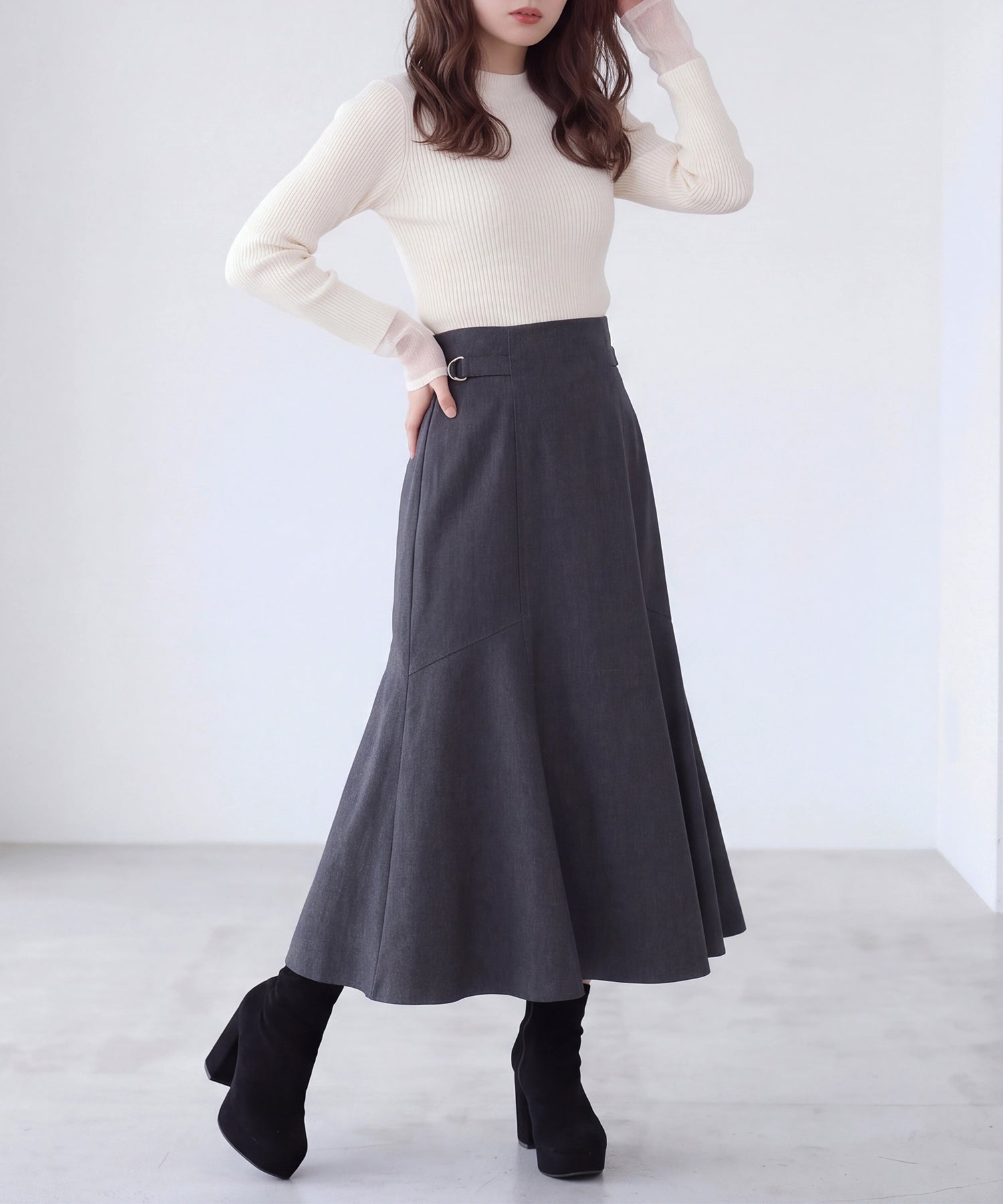 チャコール(AI画像) model:160 着用サイズ:M