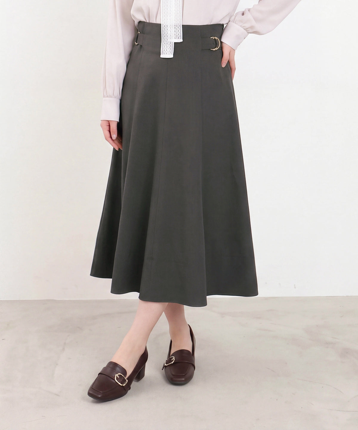 ミディアムグレー model:160cm 着用サイズ:M (AI画像)
