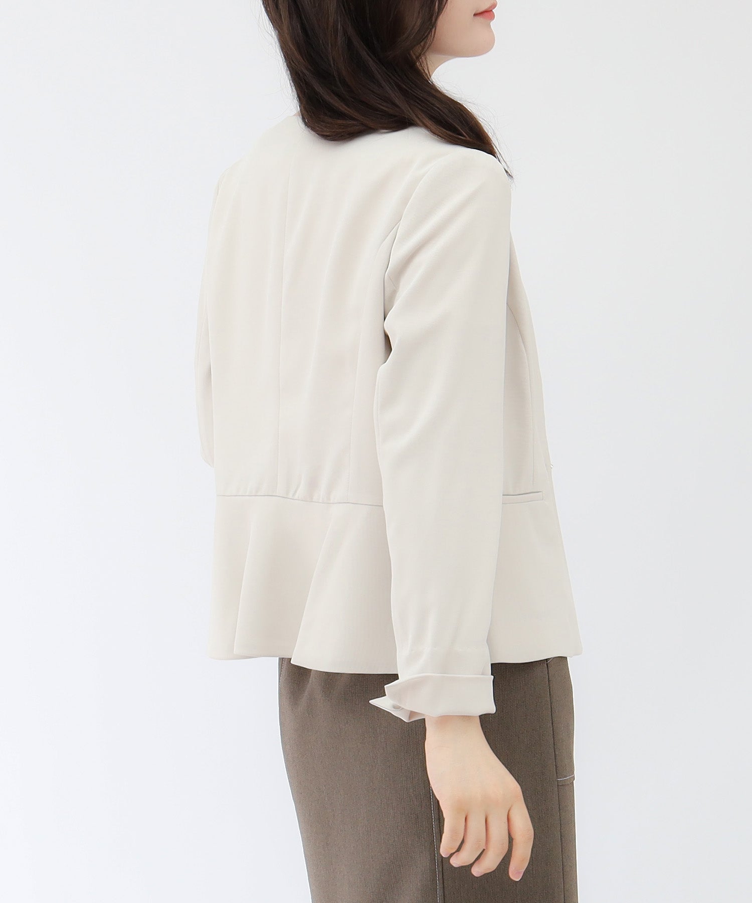 ベージュ model:159cm 着用サイズ:M