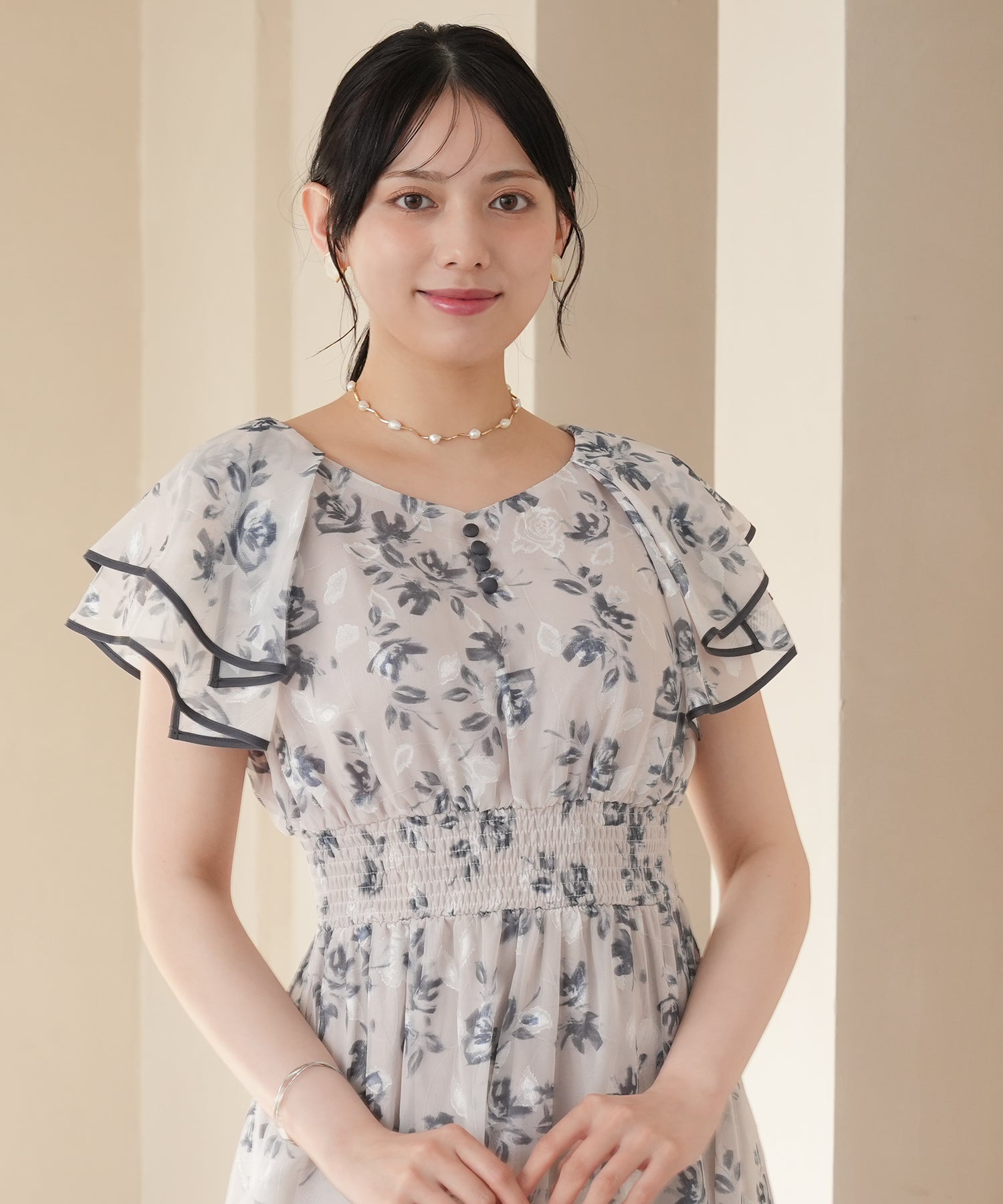 ホワイト MODEL:164㎝ 着用サイズ:M
