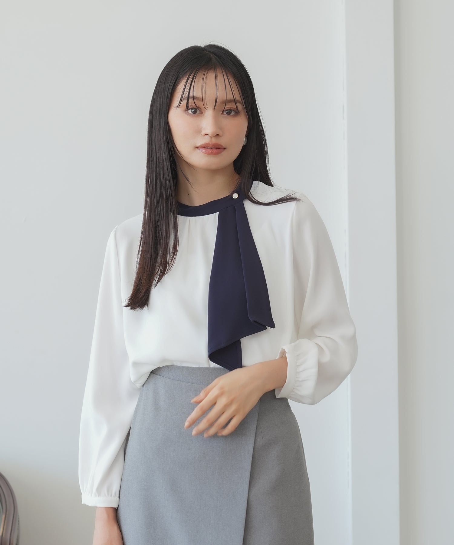 ホワイト×ネイビー