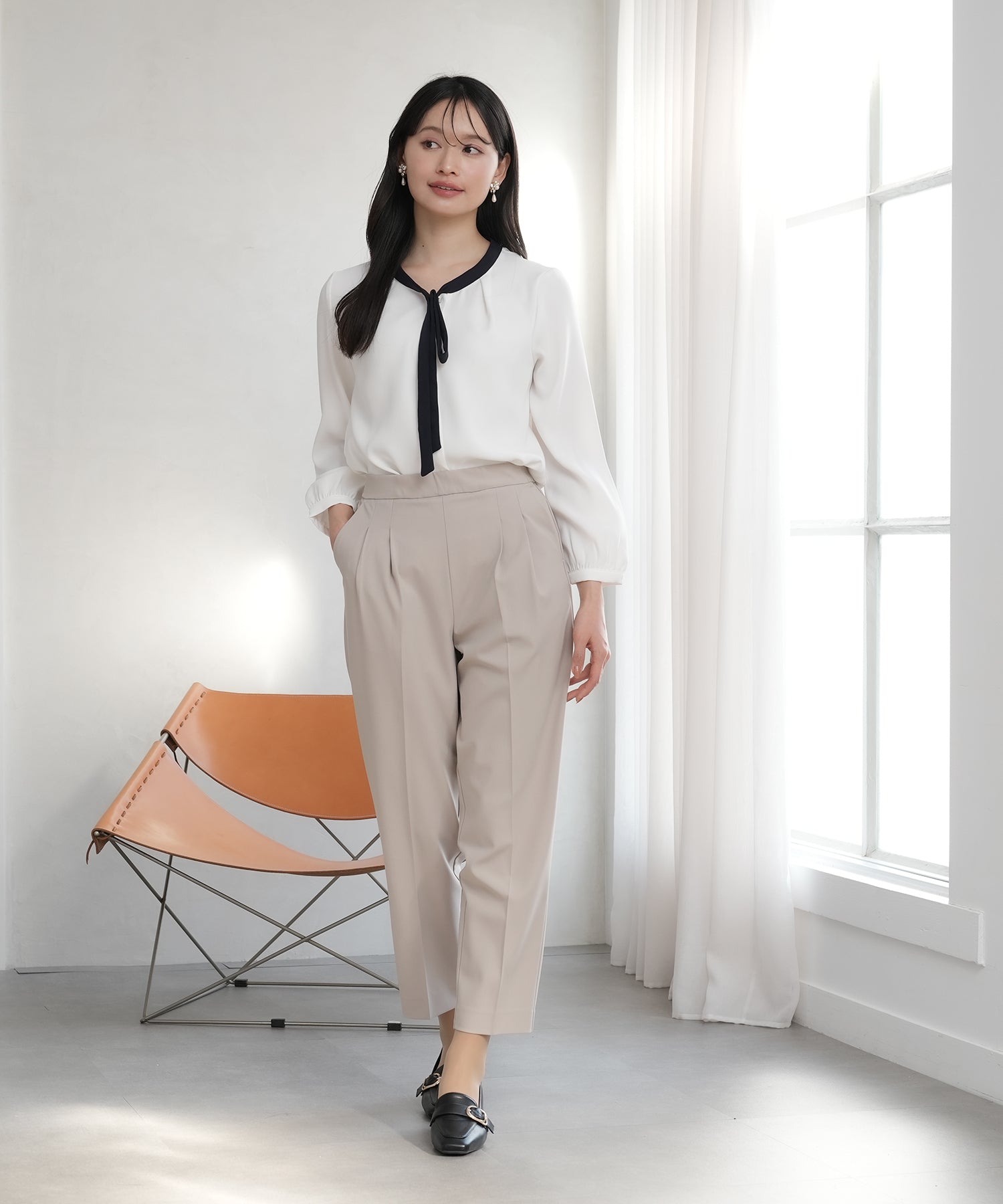 ホワイト×ネイビー model:165 着用サイズ:M