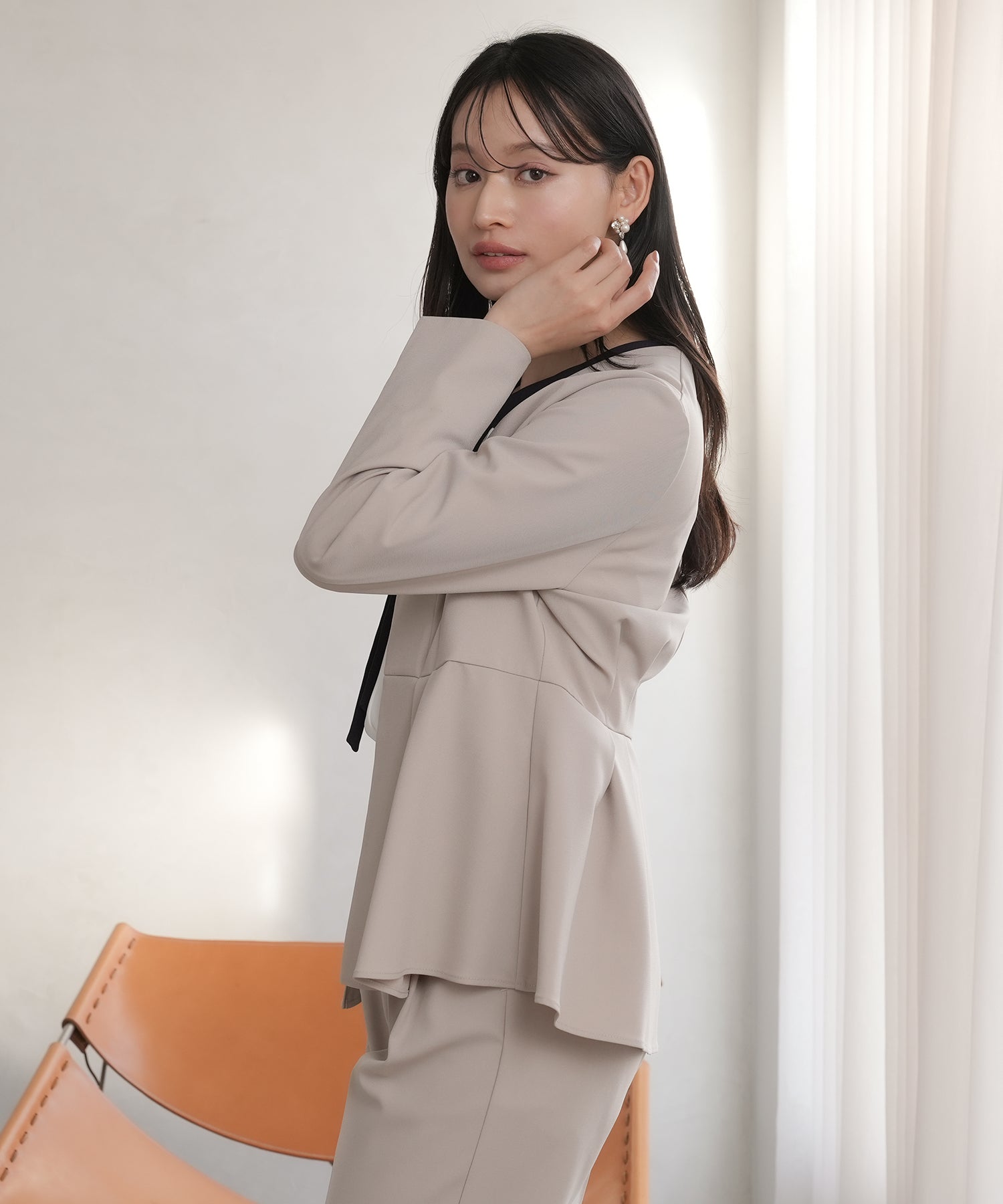 ベージュ model:165 着用サイズ:M