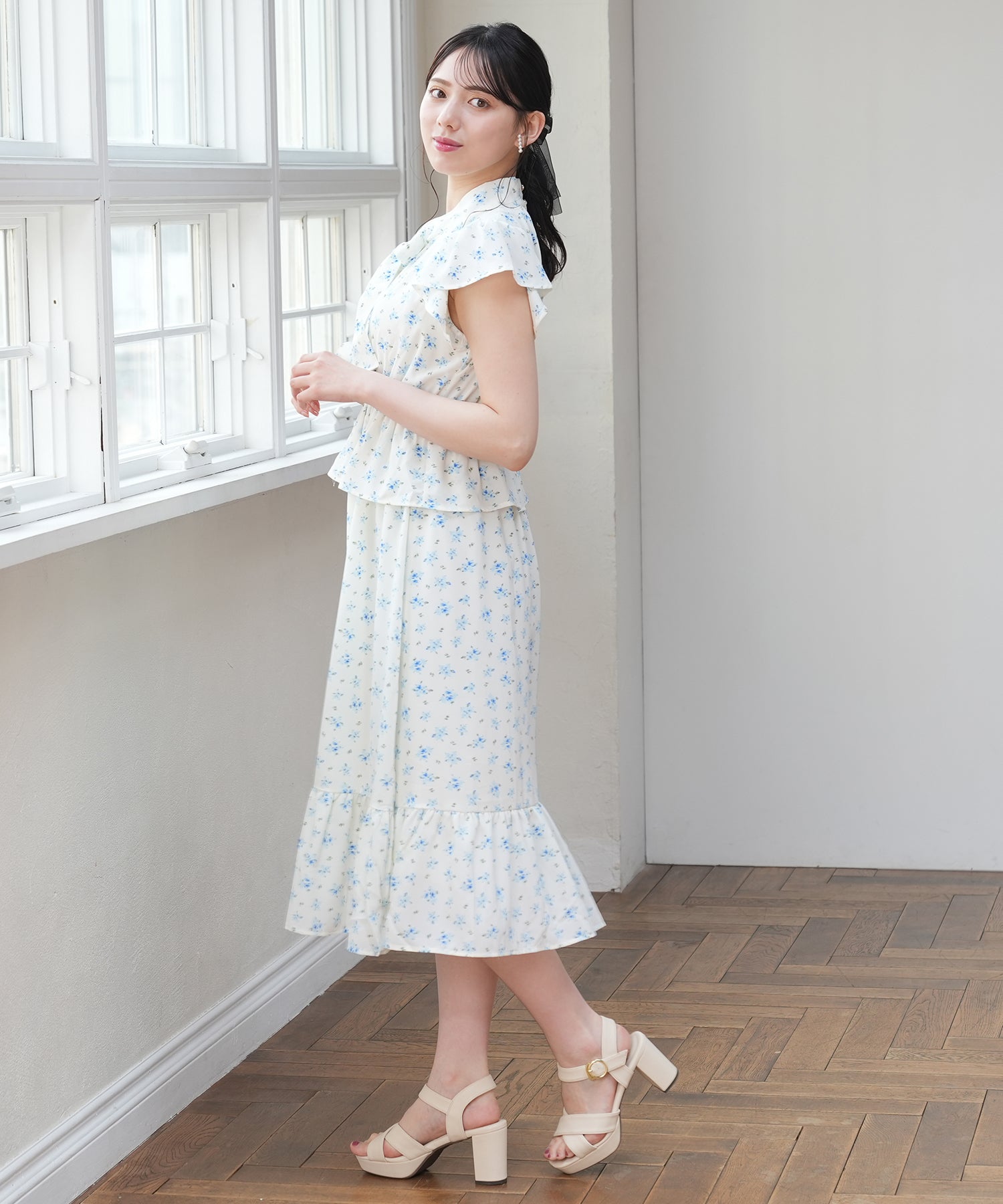 ホワイト×ブルー model:164 着用サイズ:M