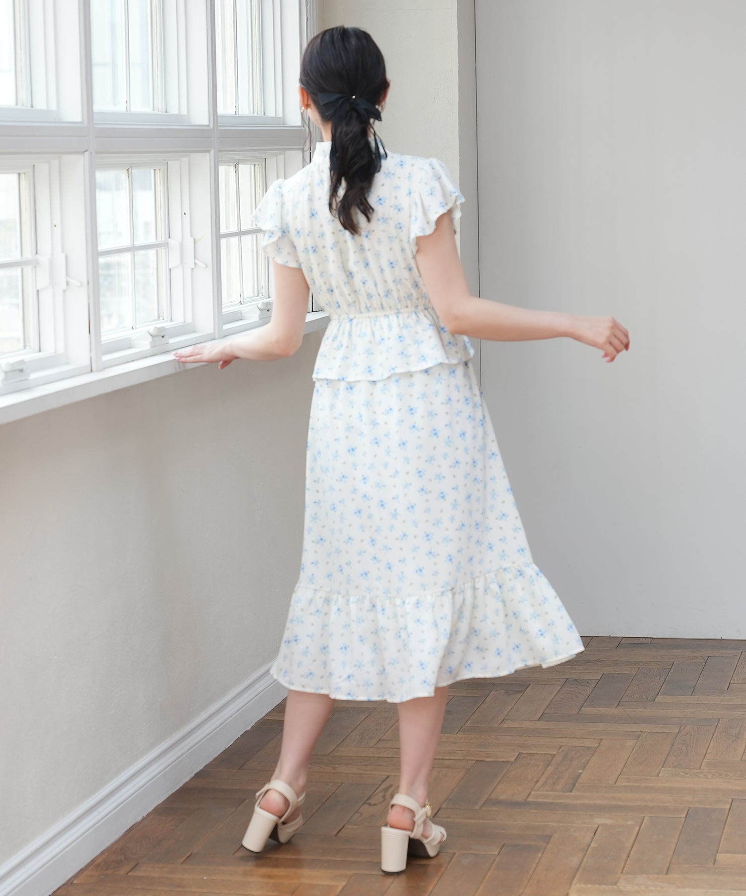 ホワイト×ブルー model:164 着用サイズ:M