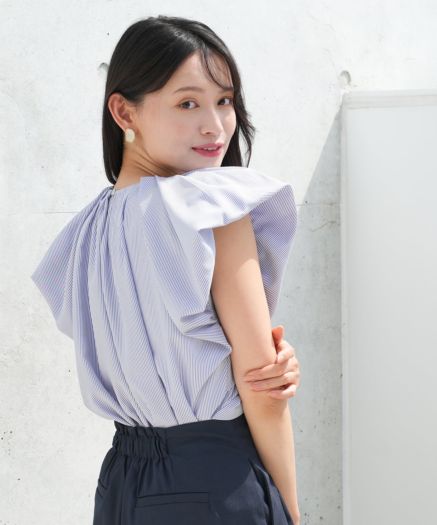 ホワイト×ブルー model:165 着用サイズ:M