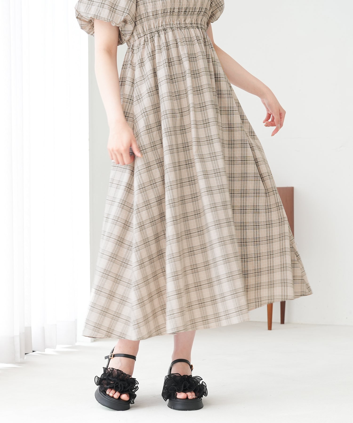 ベージュ model:164 着用サイズ:M