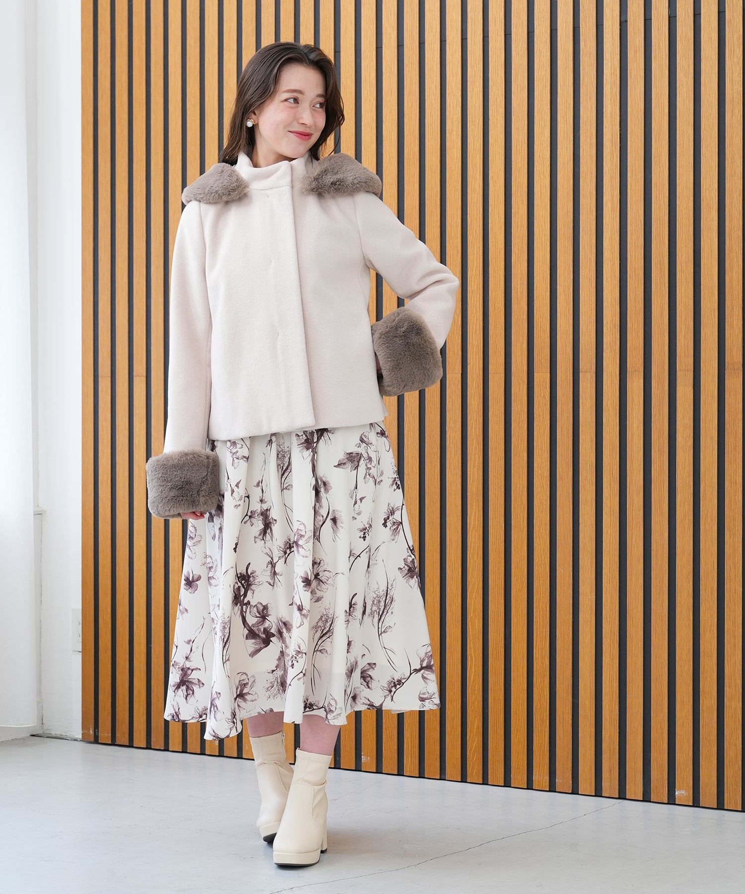 ベージュ model:162 着用サイズ:M