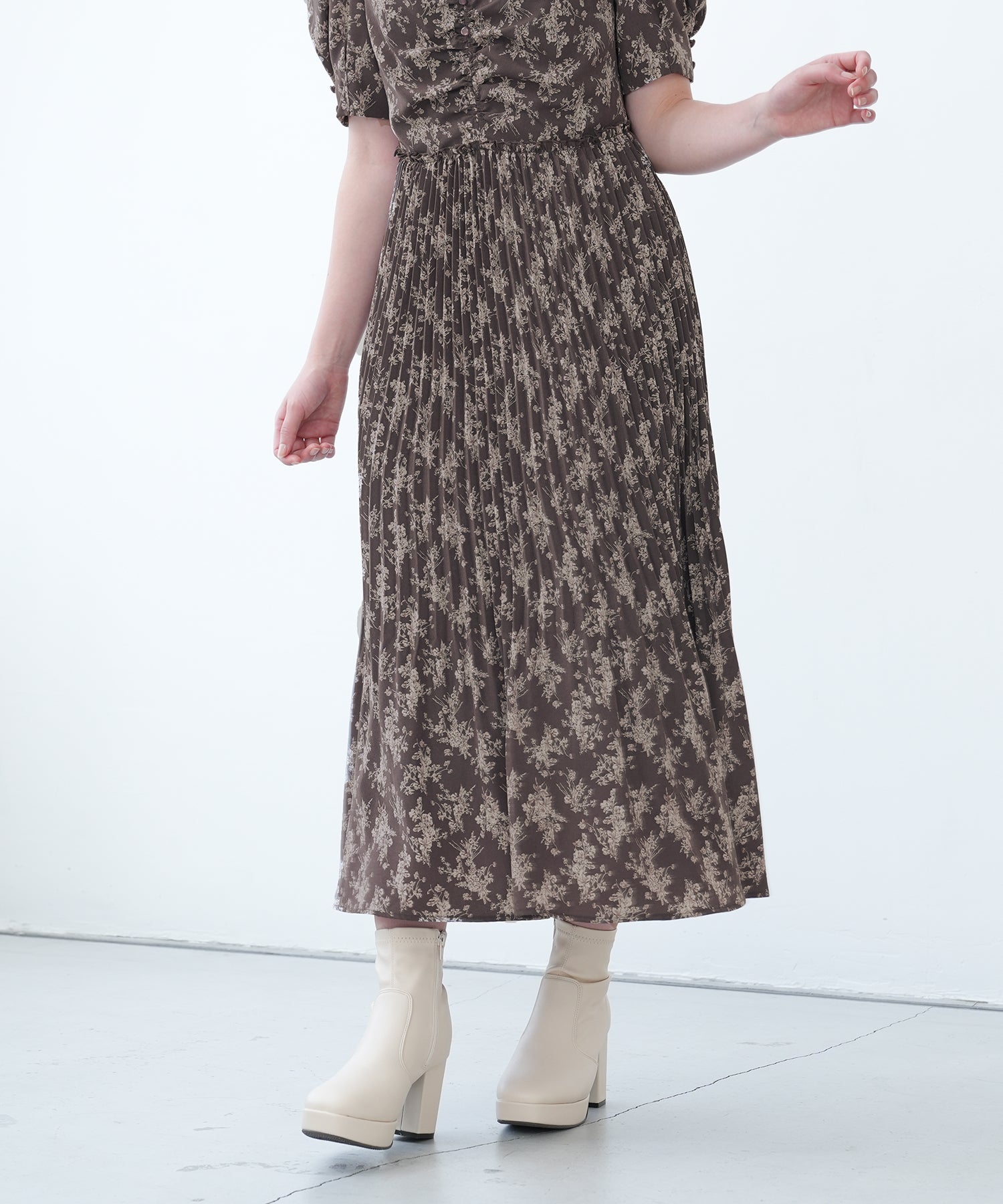 ブラウン model:162 着用サイズ:M