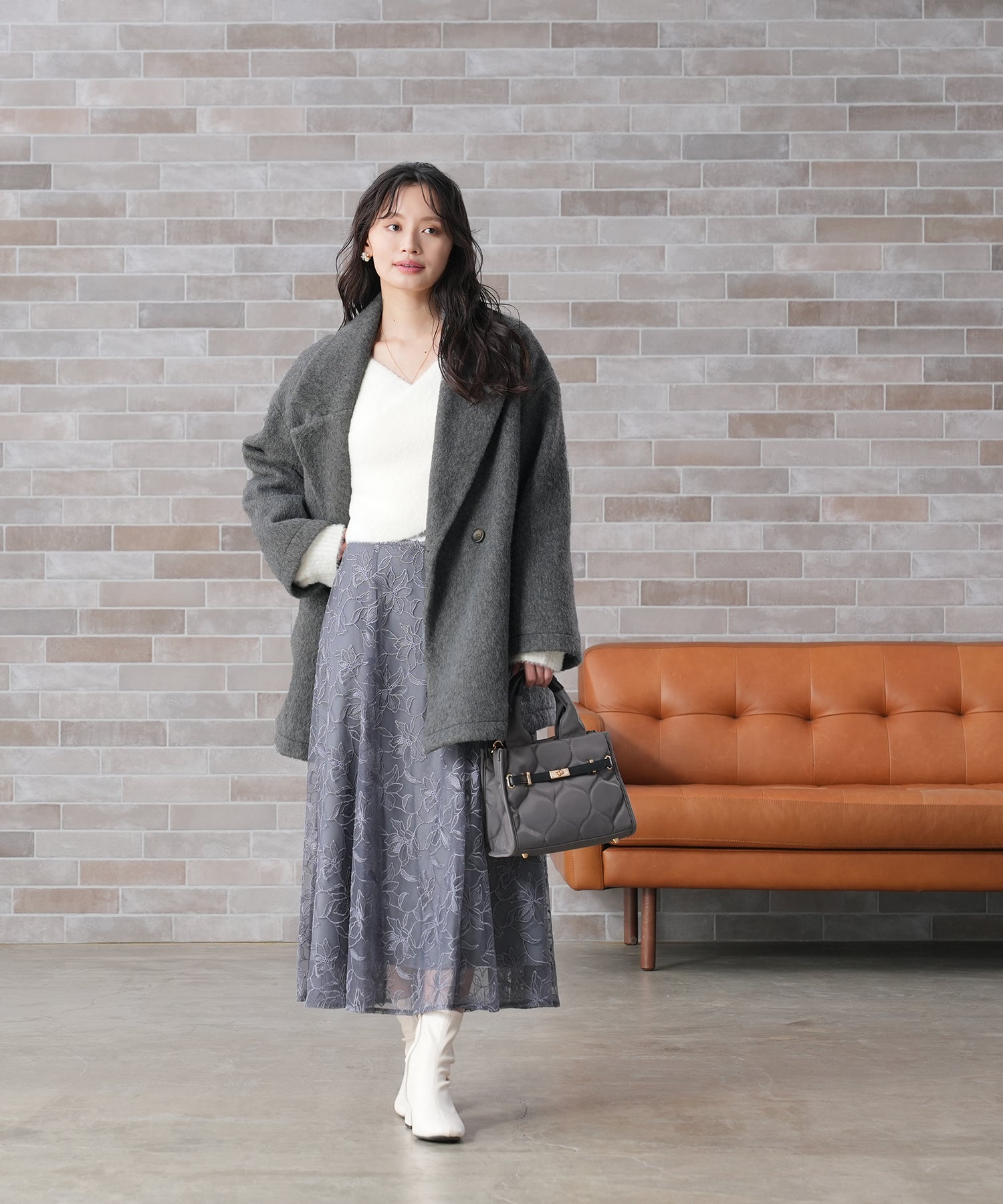 チャコール model:165 着用サイズ:M