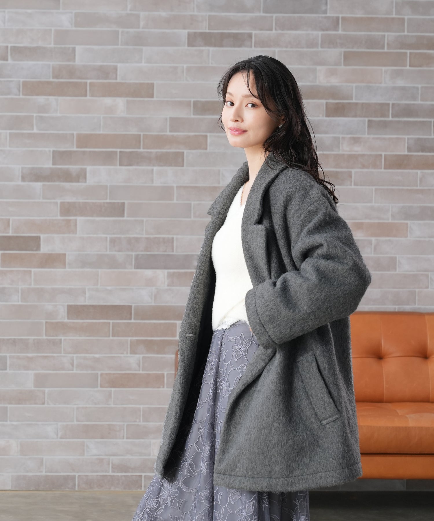 チャコール model:165 着用サイズ:M