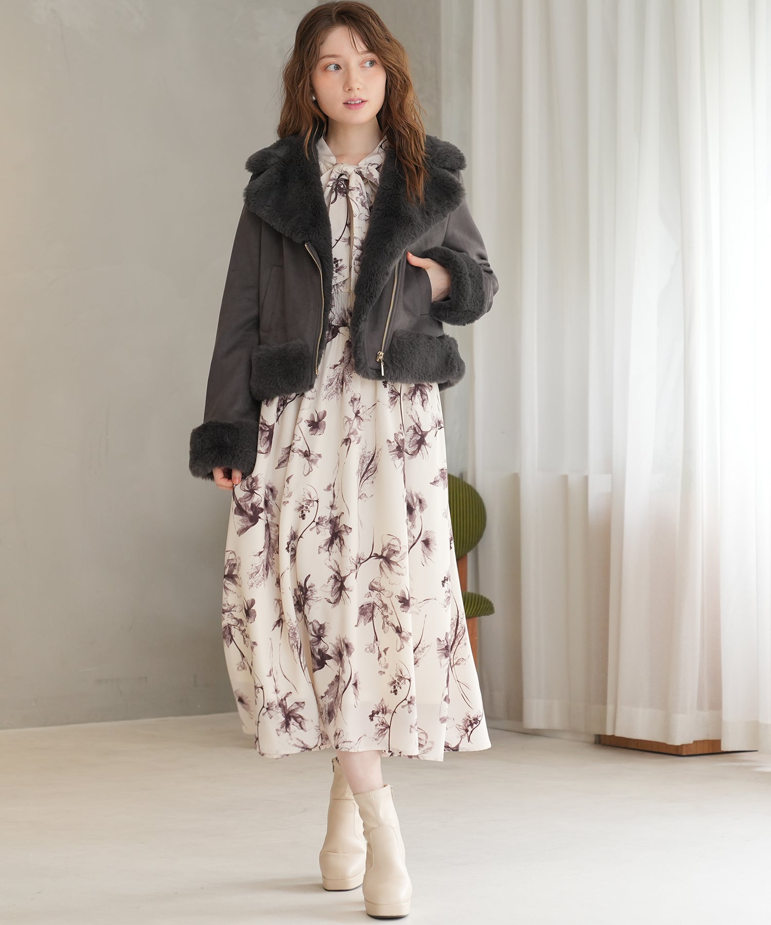 チャコール model:163cm  着用サイズ:M