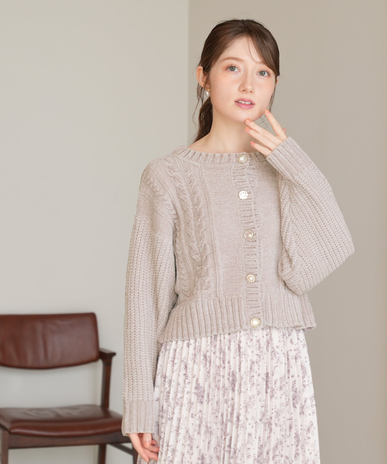 ピンクベージュ model:163 着用サイズ:M