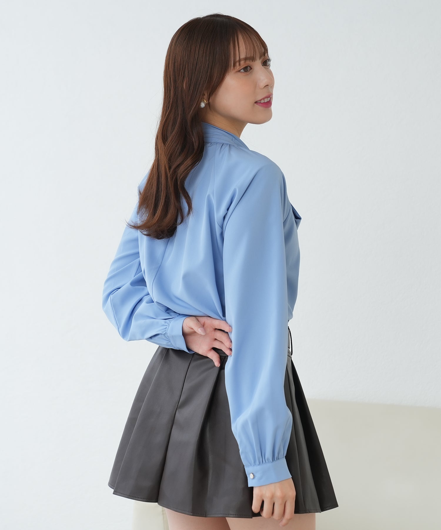 ブルー model:164 着用サイズ:M