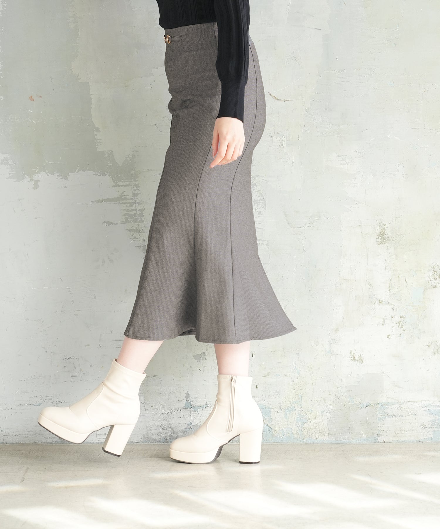 ミディアムグレー model:164 着用サイズ:M