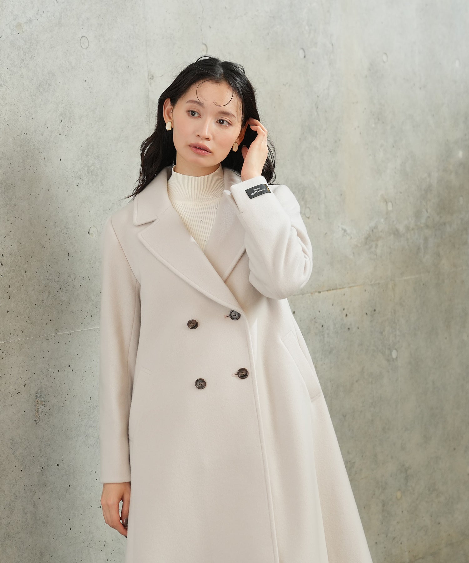 ベージュ model:165 着用サイズ:M