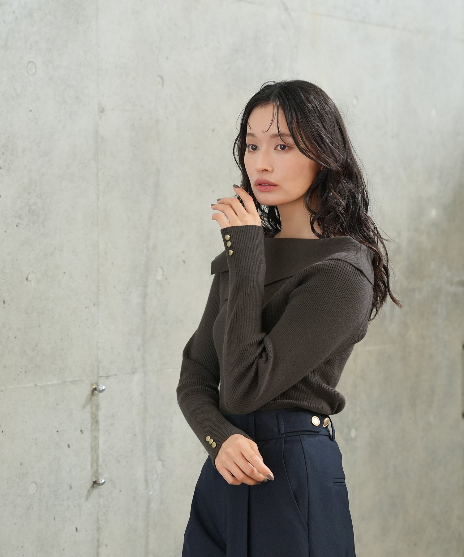 チャコール model:165 着用サイズ:M