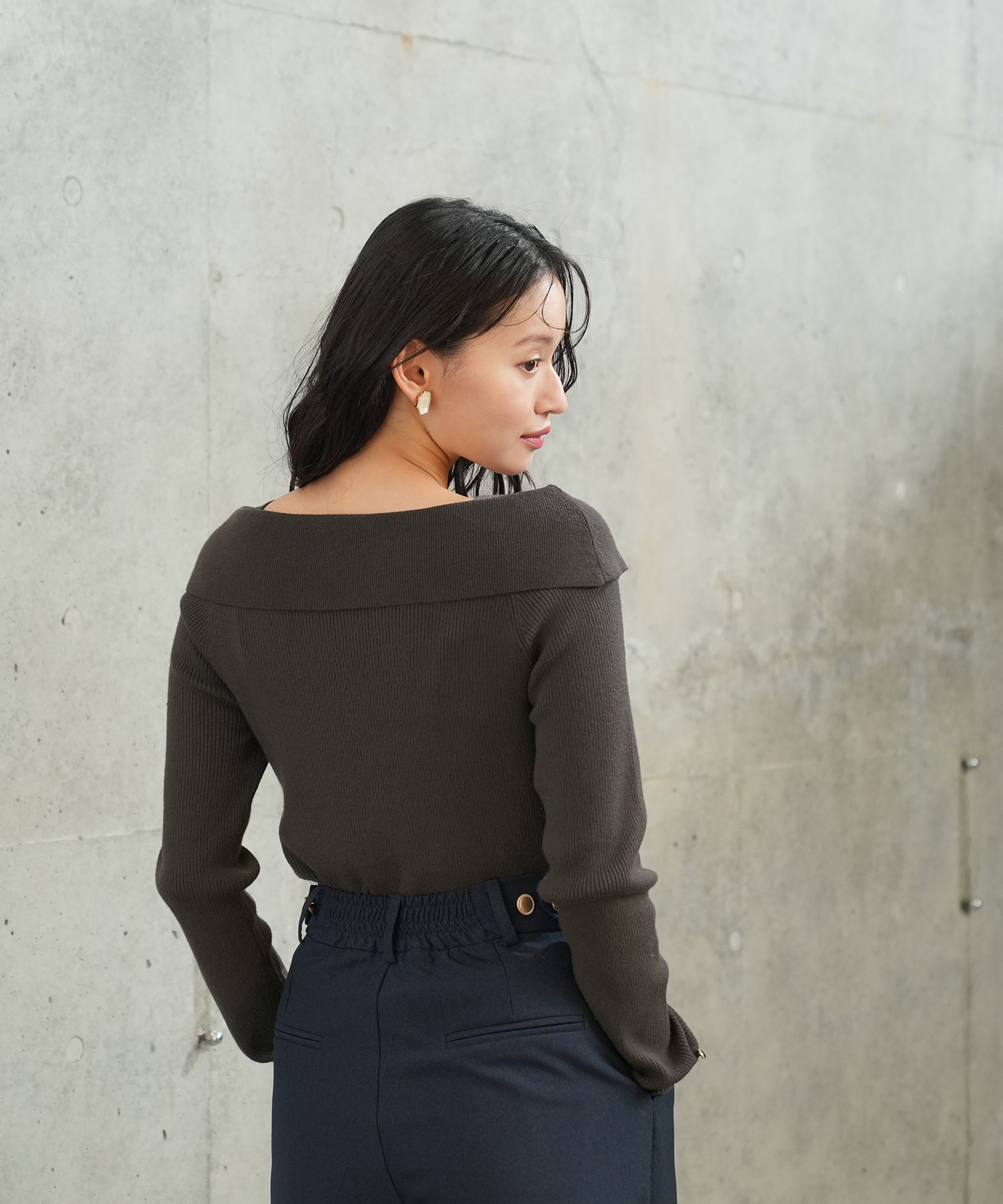 チャコール model:165 着用サイズ:M