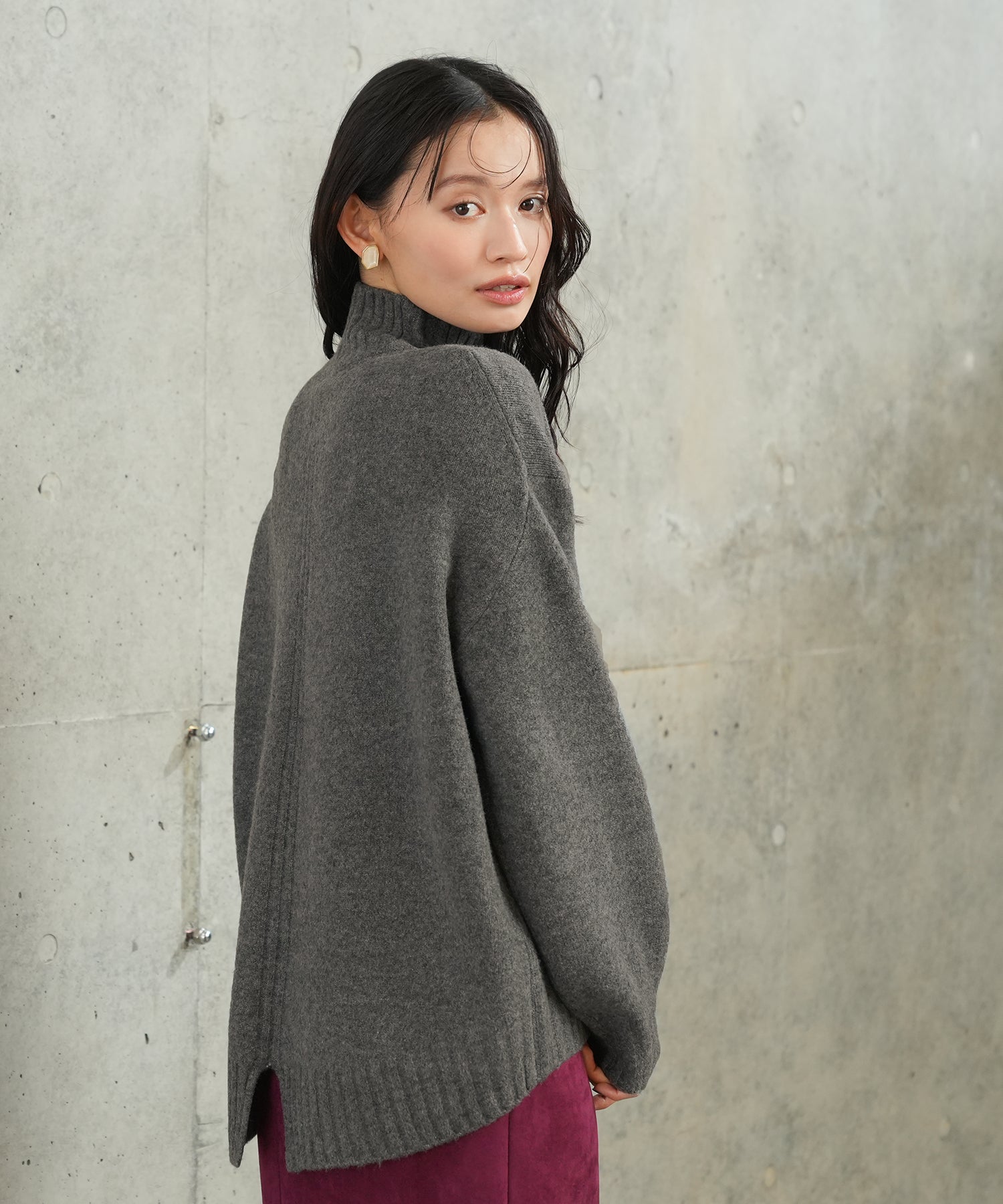 チャコール model:165 着用サイズ:M