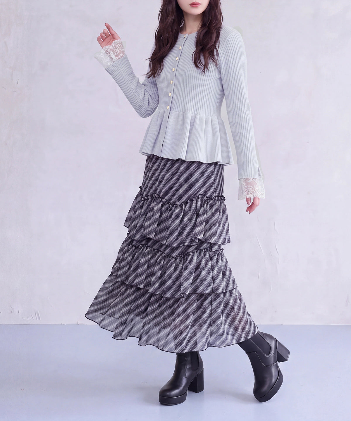 サックス(AI画像) model:160cm 着用サイズ:M