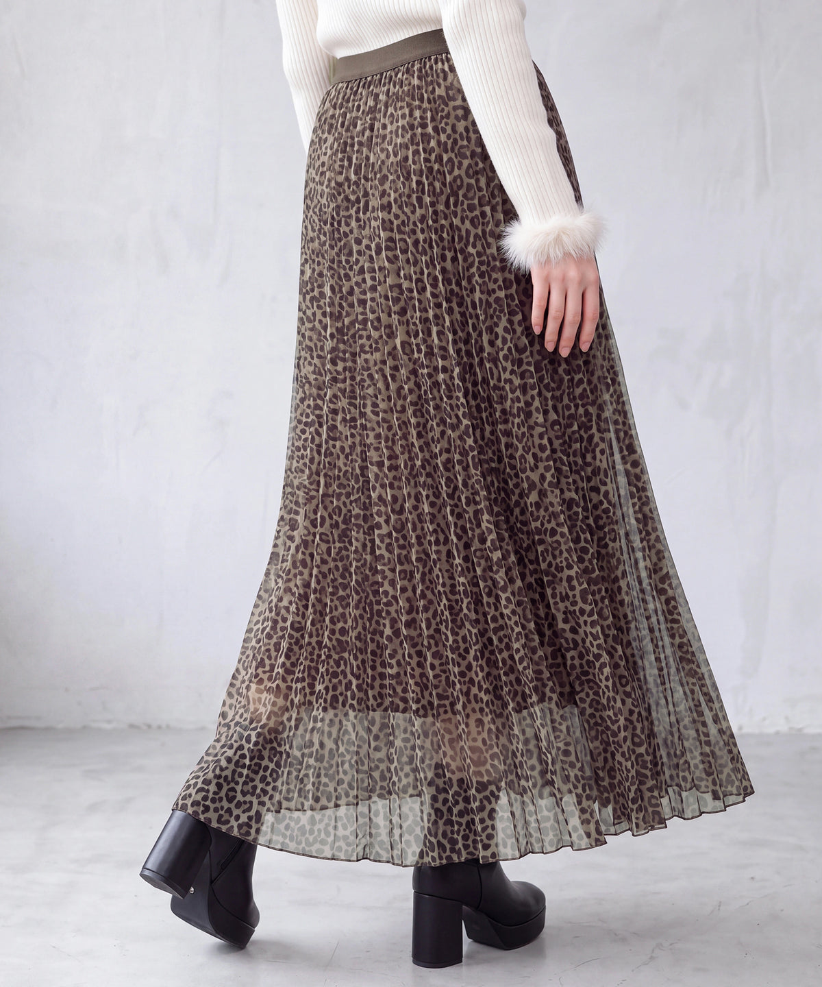 ブラウン(AI画像) model:160cm 着用サイズ:M