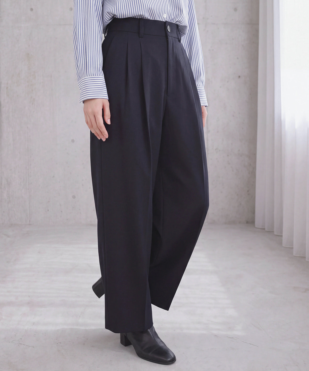 ネイビー (AI画像) model:160cm 着用サイズ:M
