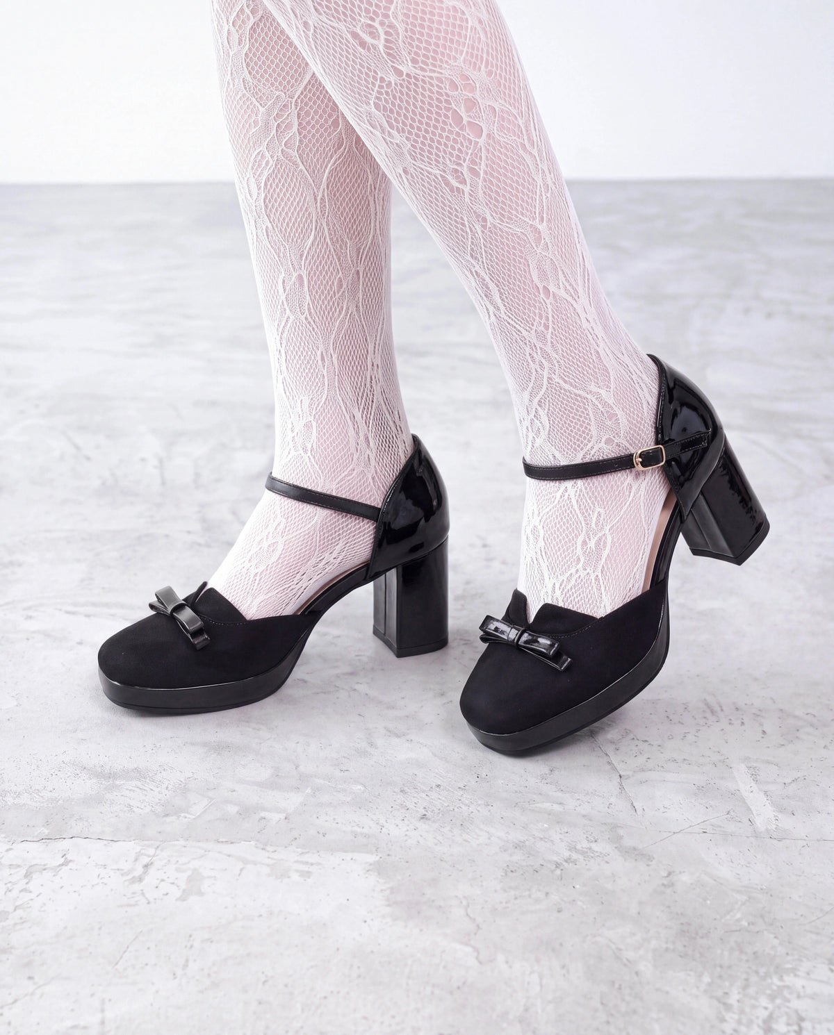 リボン付きセパレートパンプス ブラック