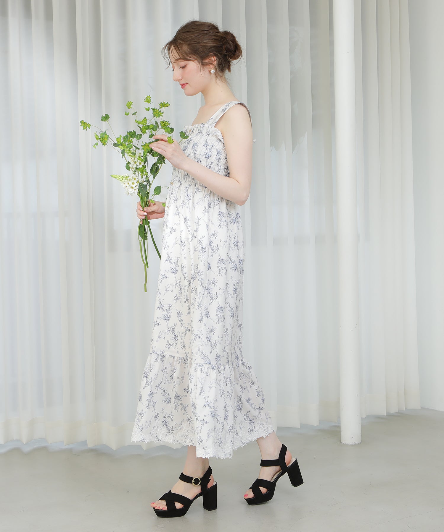 ブルー model:163 着用サイズ:M