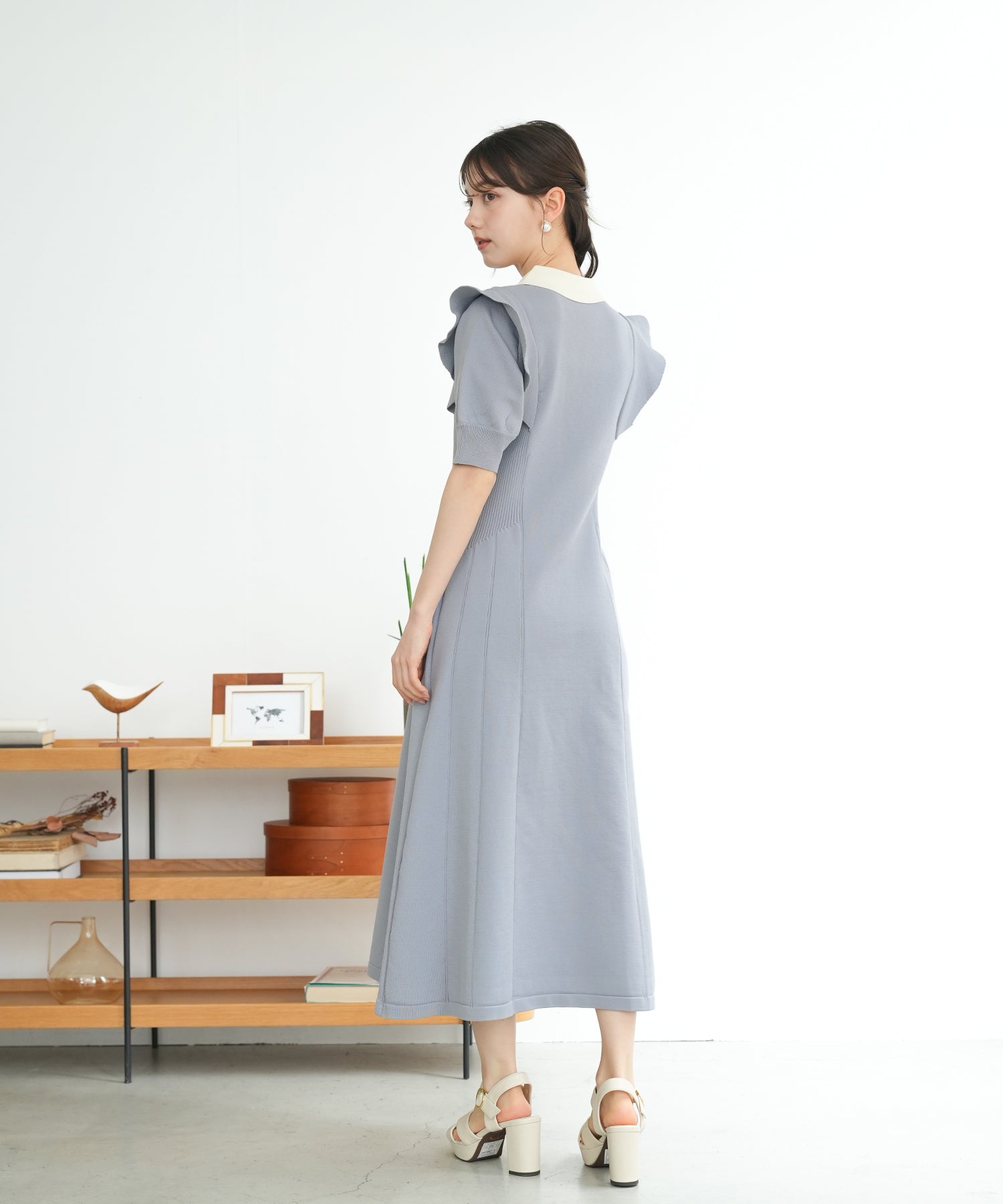 ブルー model:158 着用サイズ:M