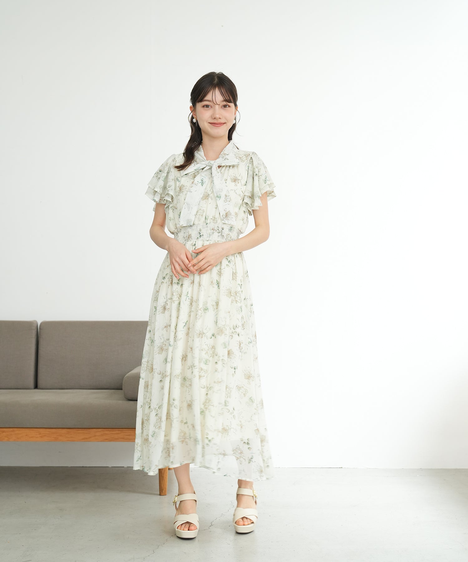 ベージュ MODEL:158 着用サイズ:M