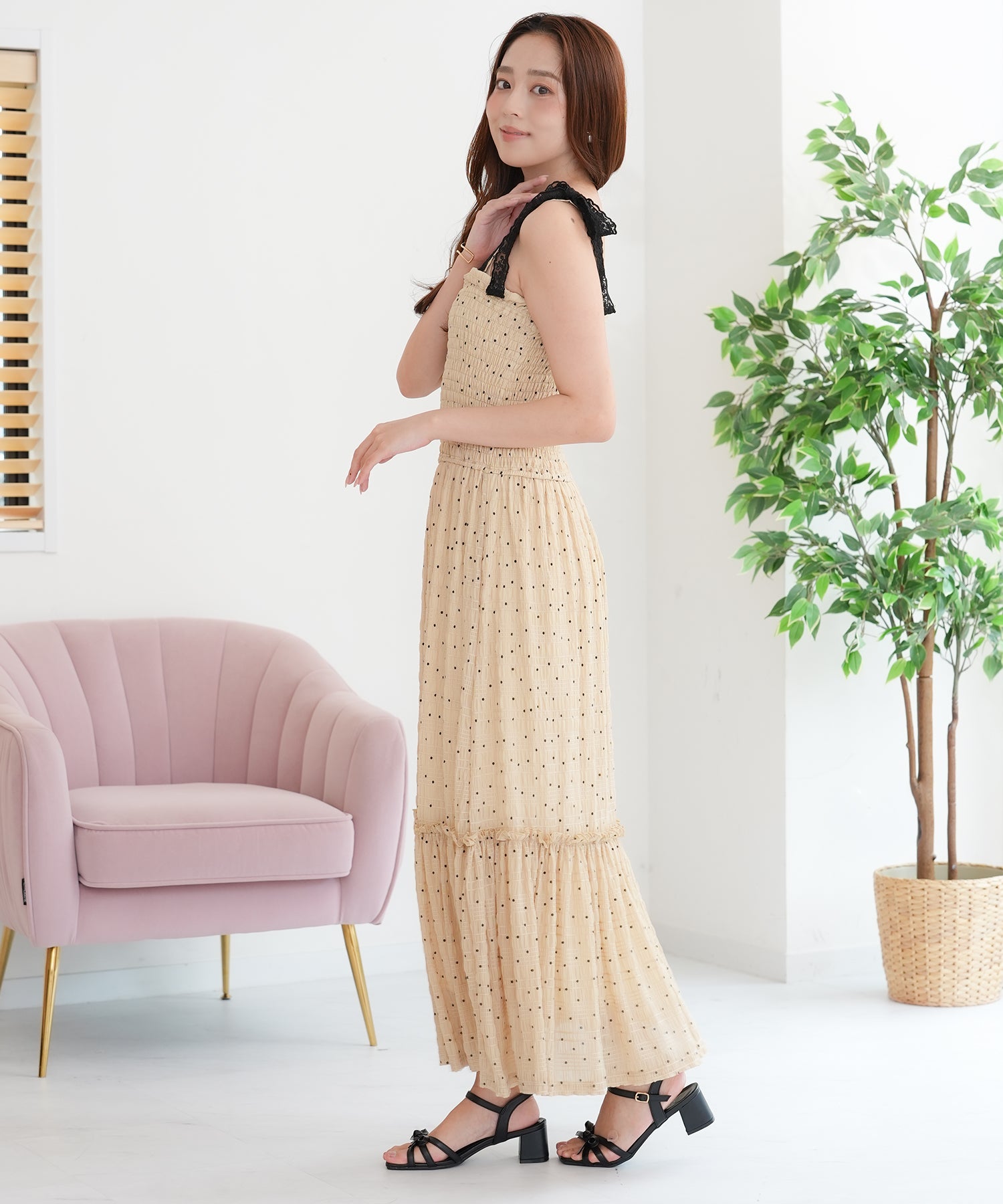 ベージュ model:165 着用サイズ:M