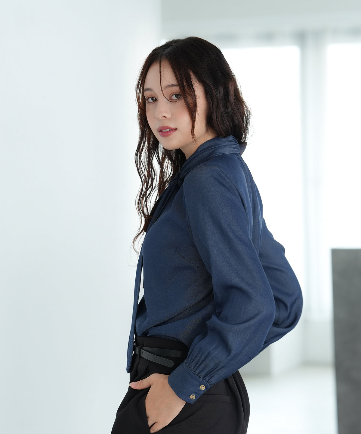 インディゴブルー model:171cm 着用サイズ:M