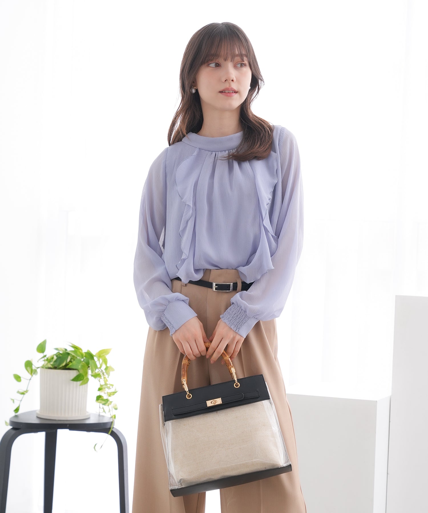 ブラック