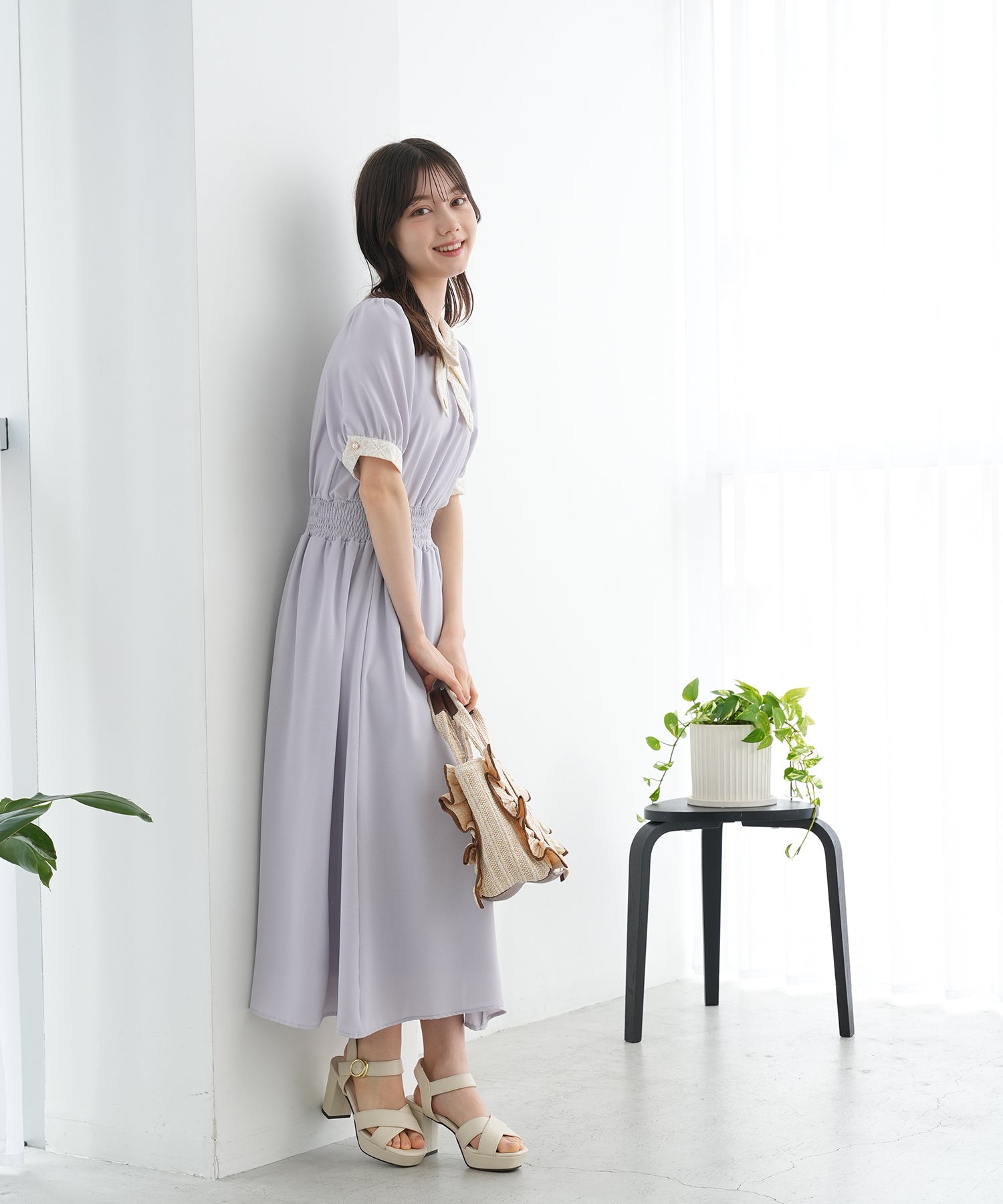 再入荷】レースリボン風襟ワンピース(ドット・無地)