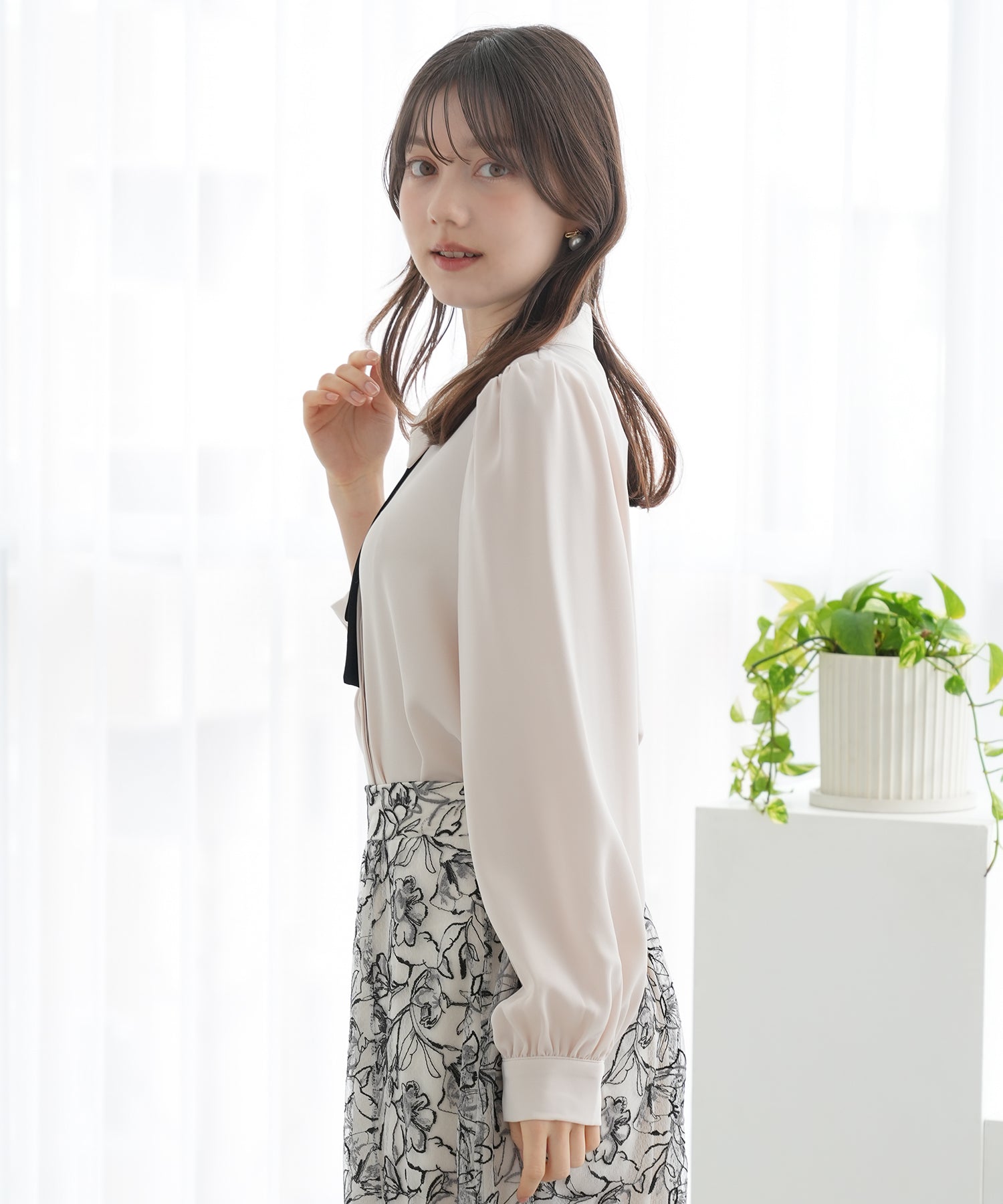 ピンクベージュ model:158 着用サイズ:M