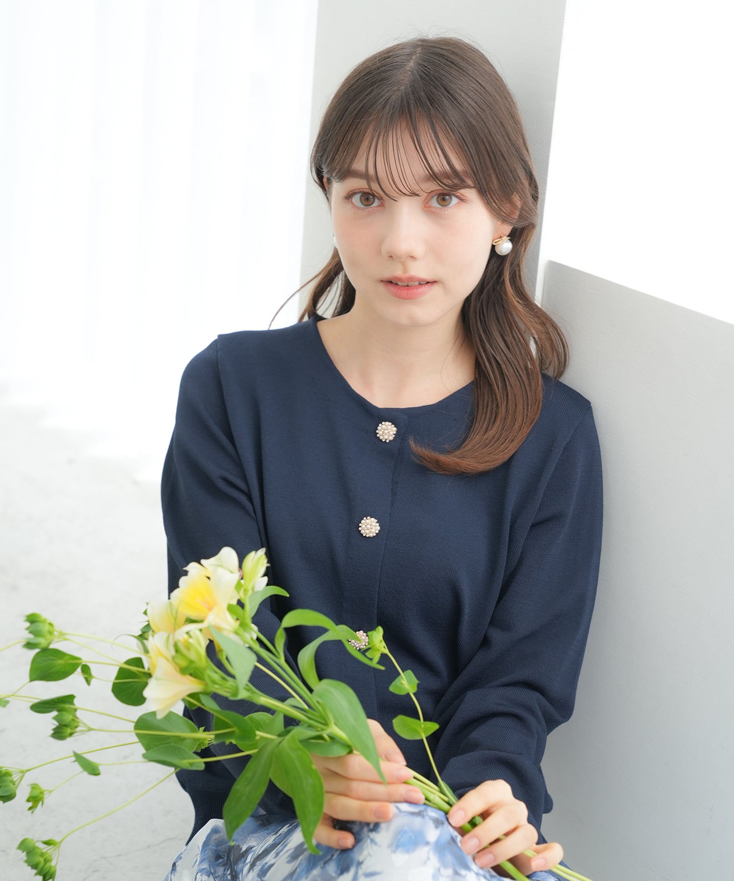 パールビジューカーディガン LILY BROWN（リリーブラウン）の「[L.B CANDY STOCK]パールビジュー