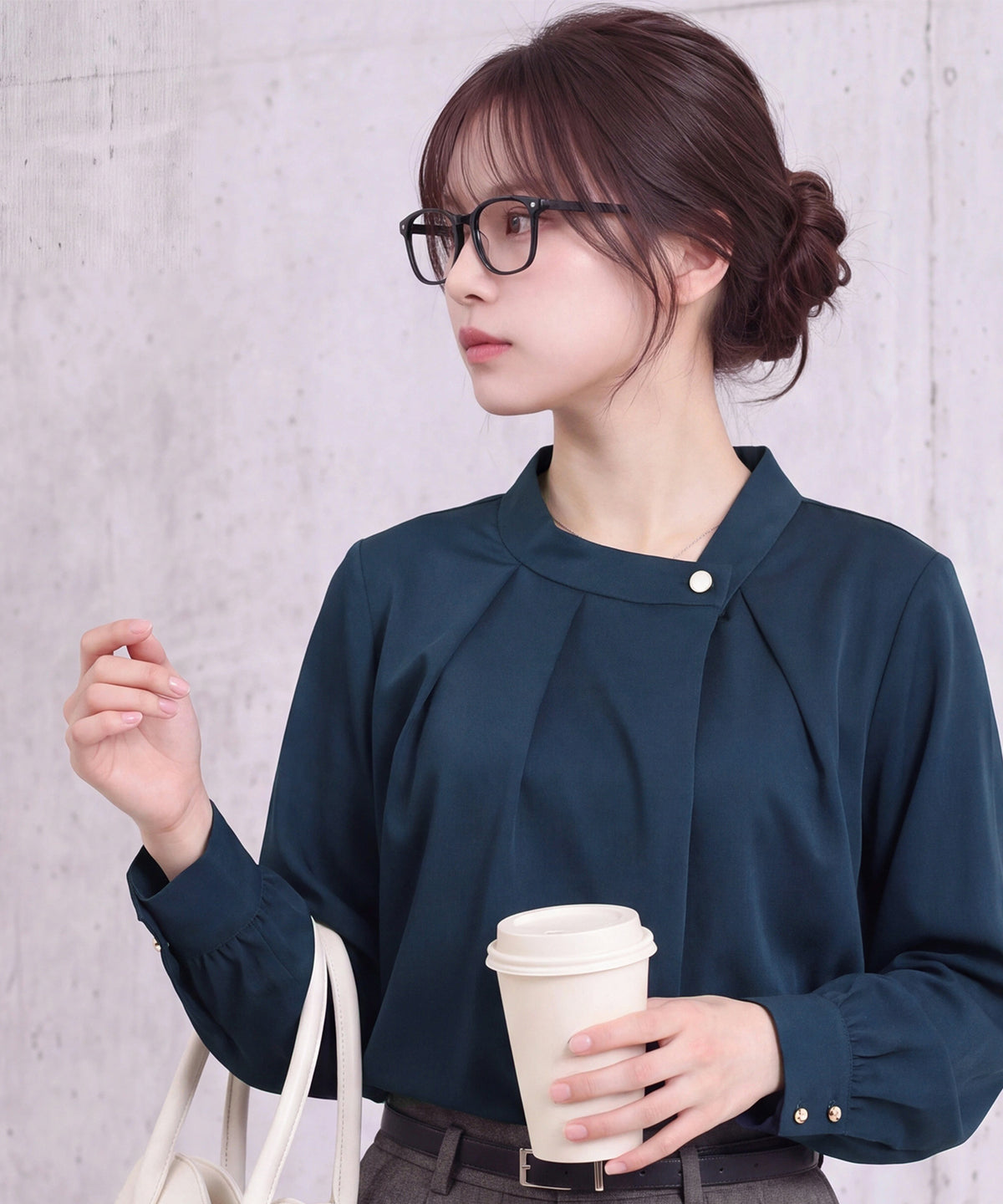 ブルーグリーン(AI画像) model:160cm 着用サイズ:M