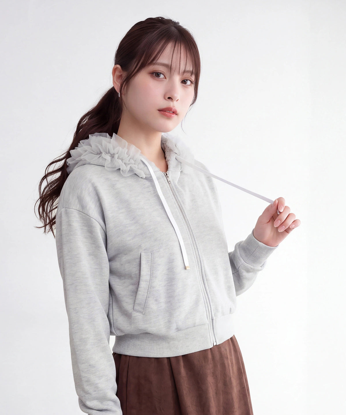 ライトグレー(AI画像)model:160cm 着用サイズ:M