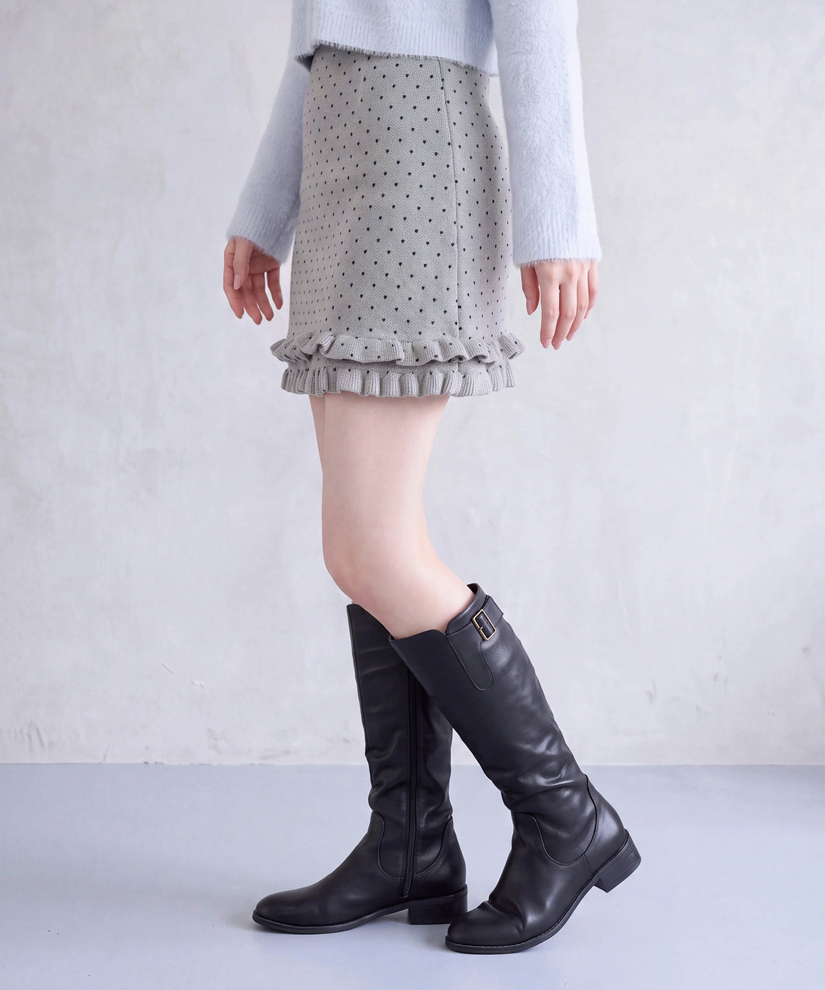 チャコール(AI画像) model:160cm 着用サイズ:M