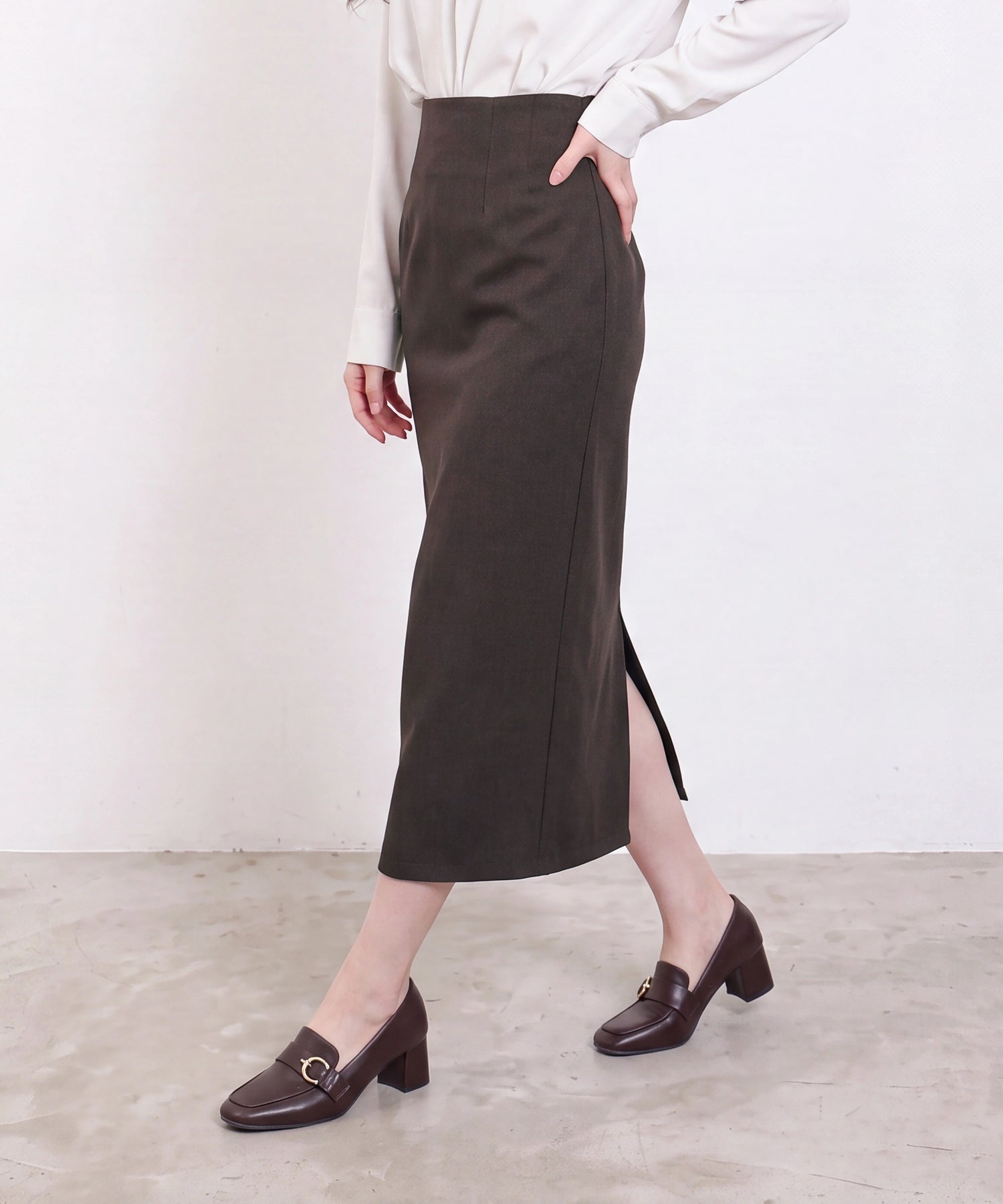 ブラウン model:160 着用サイズ:M(AI画像)