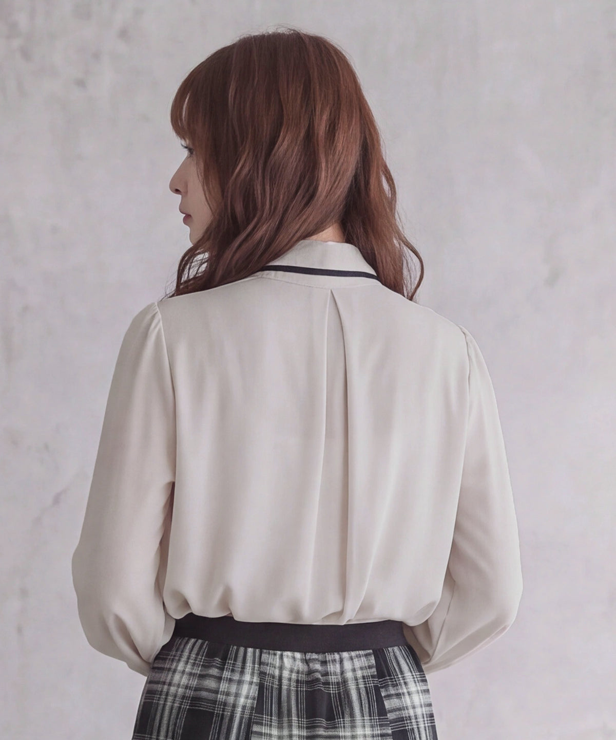 グレージュ model:160cm 着用サイズ:M (AI画像)