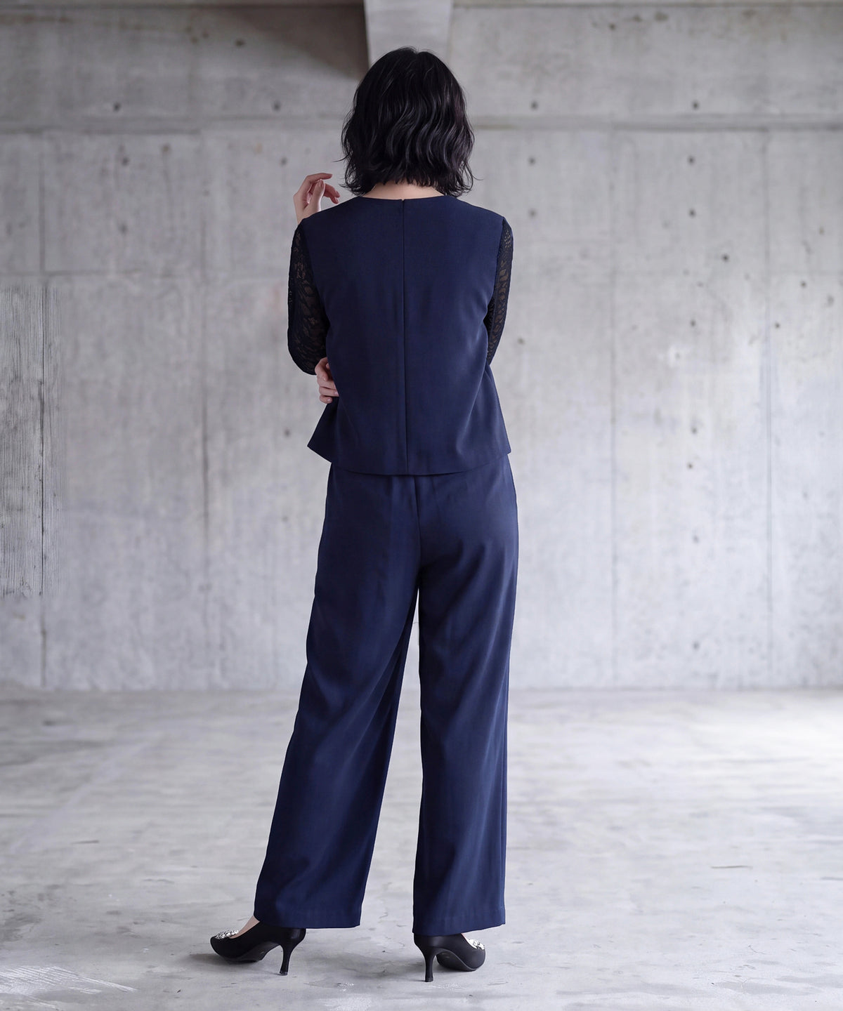 【NEW】袖ラッセルレースパンツドレス