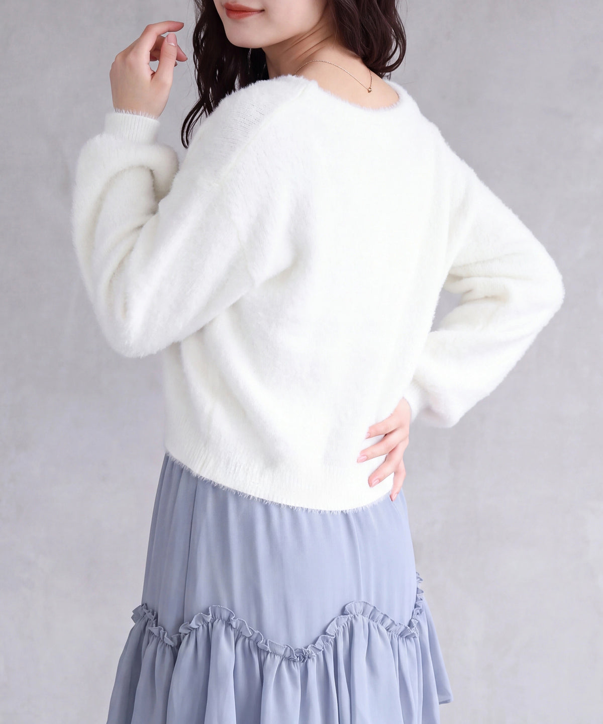 ホワイト (AI画像) model:160 着用サイズ:M