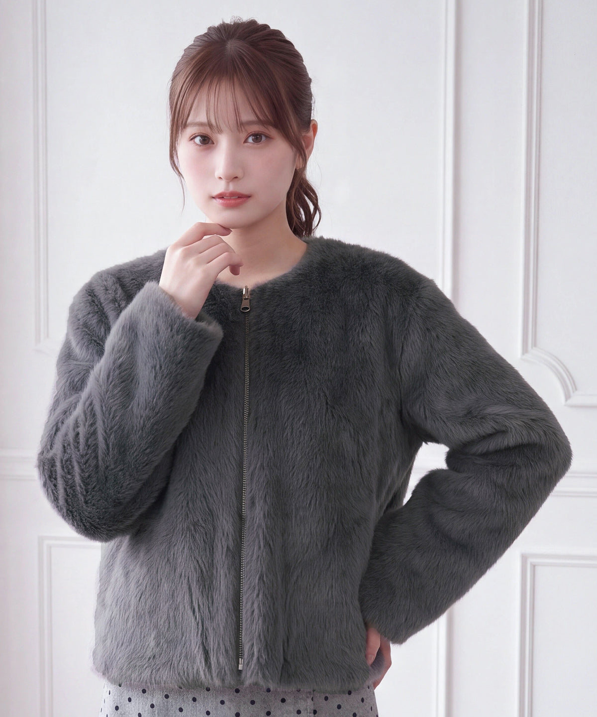 チャコール (AI画像) model:160cm 着用サイズ: M