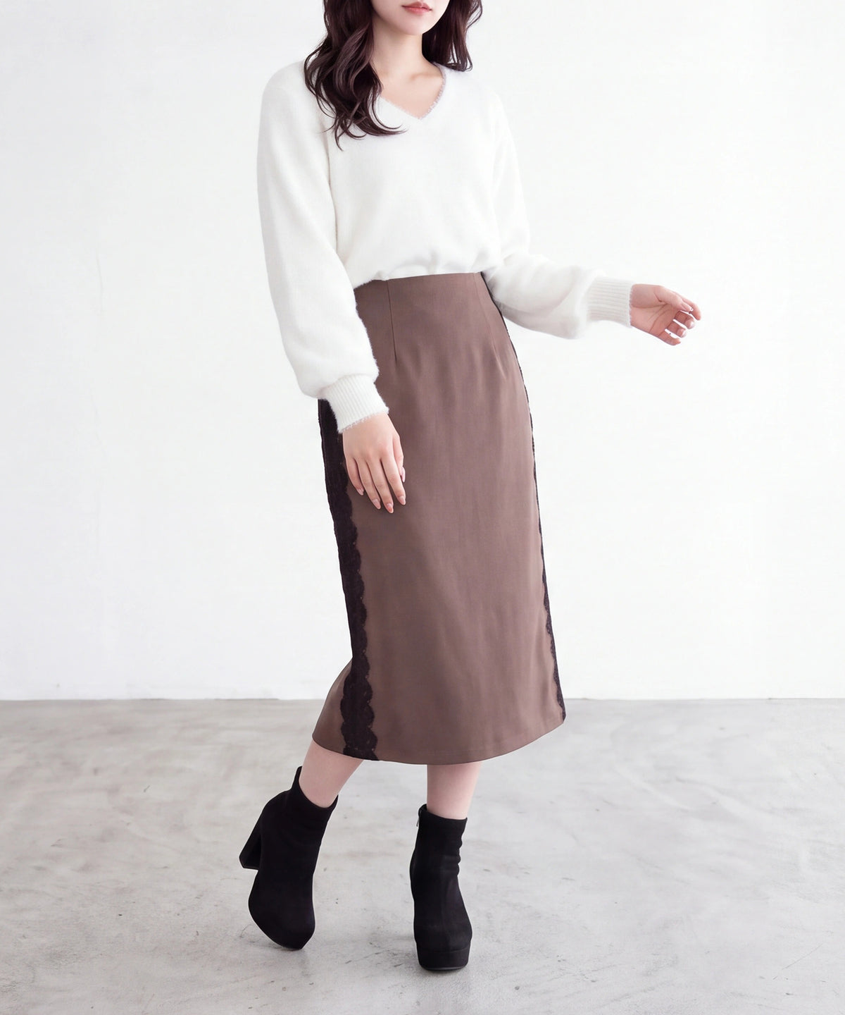 ホワイト(AI画像) model:160 着用サイズ:M