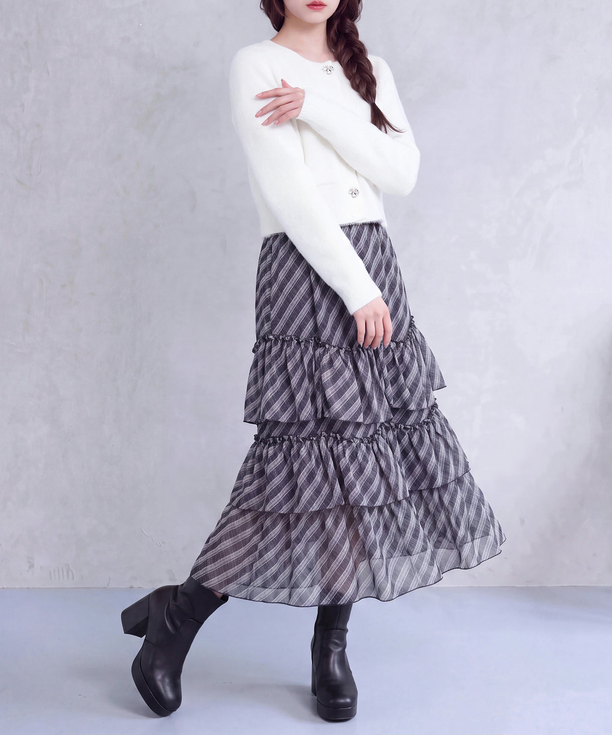 ホワイト(AI画像) model:160cm 着用サイズ:M
