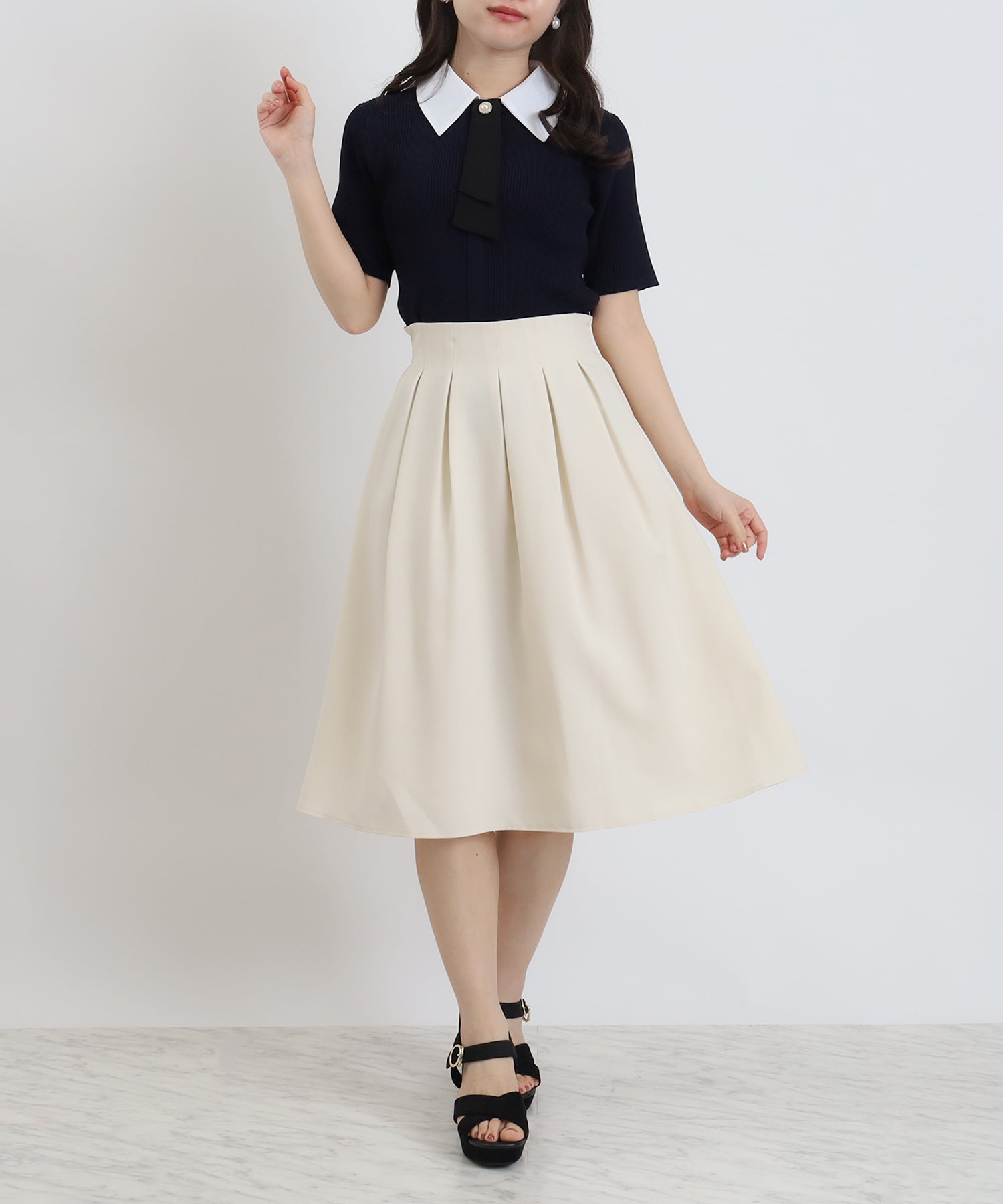 ベージュ model:156 着用サイズ:S