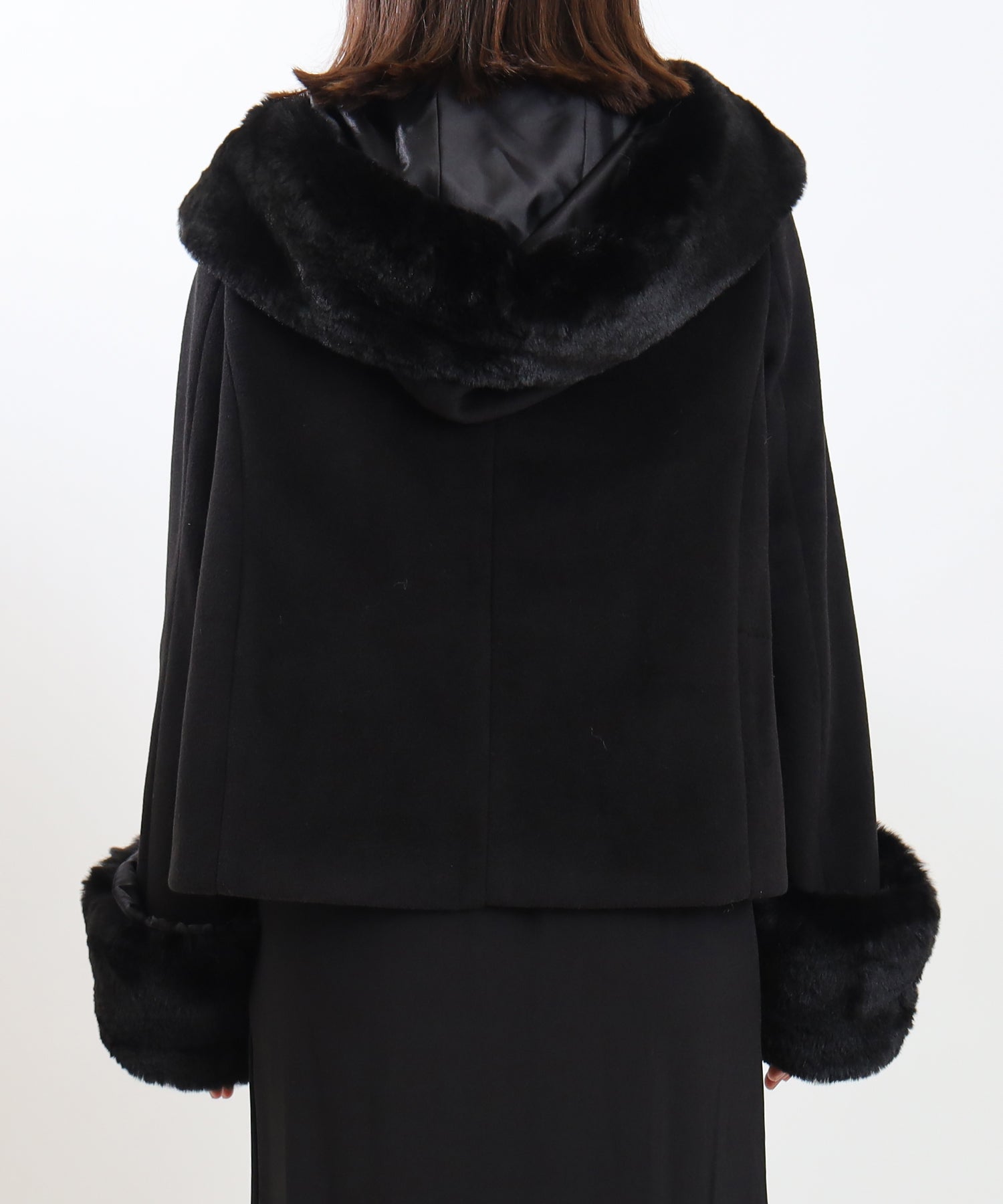 ファー付きフードショートコート
