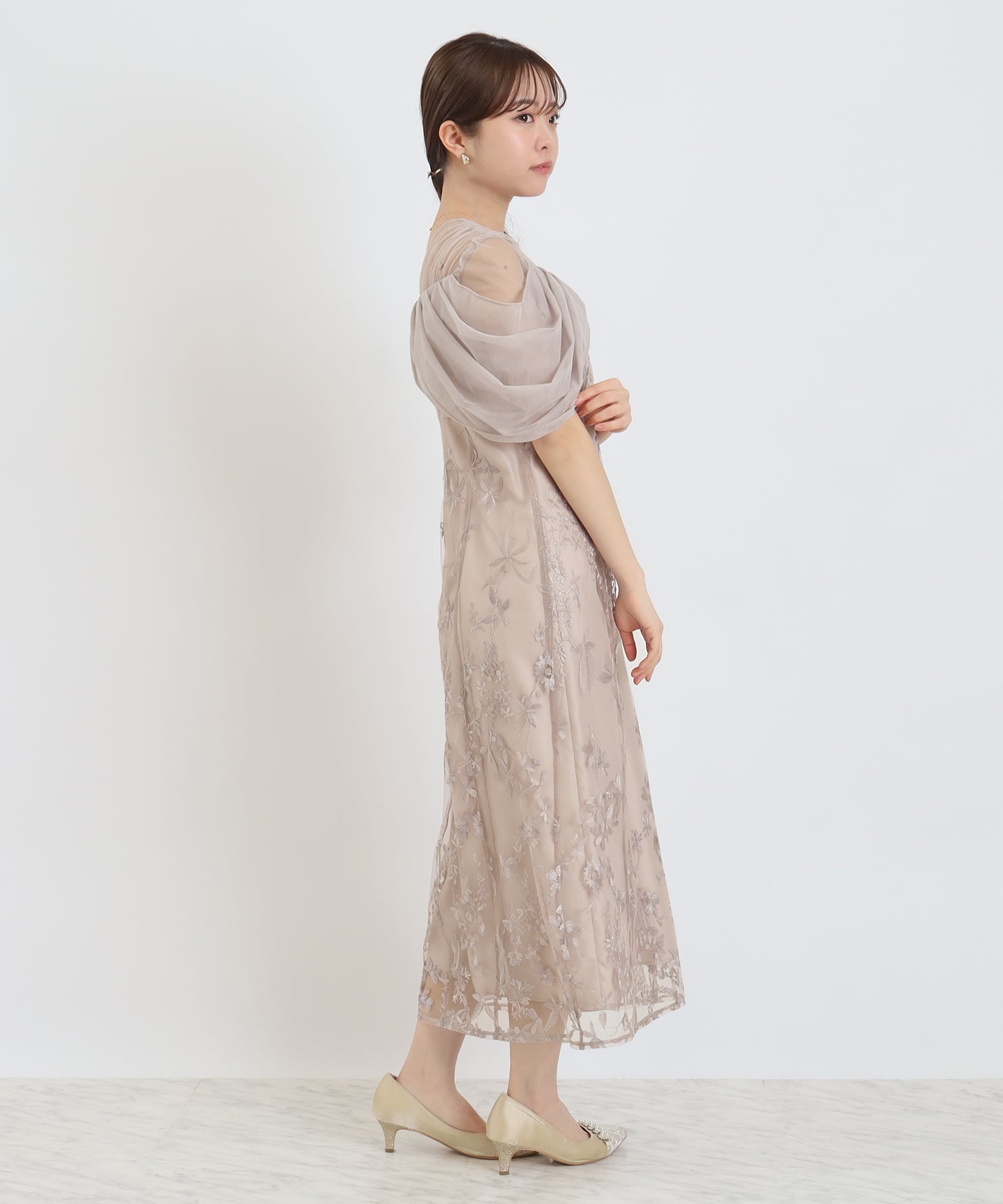 ベージュ model:156 着用サイズ:S