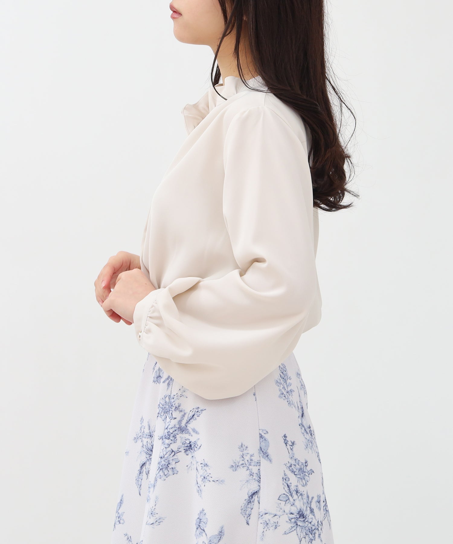 ピンクベージュ model:156 着用サイズ:M